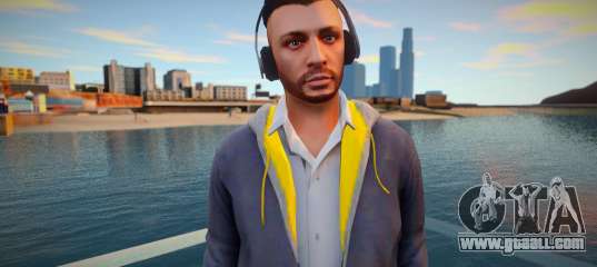 Dude in headphones from GTA Online