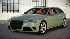 Audi RS4 At