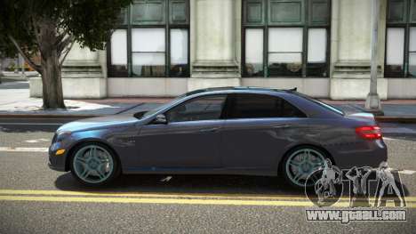 Mercedes-Benz E63 AMG ST V1.0 for GTA 4