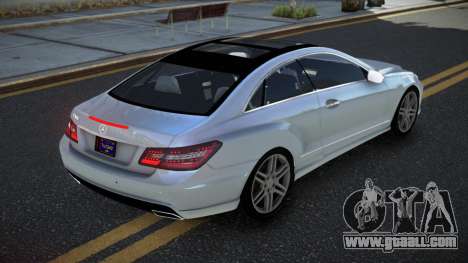 Mercedes-Benz E500 HR for GTA 4